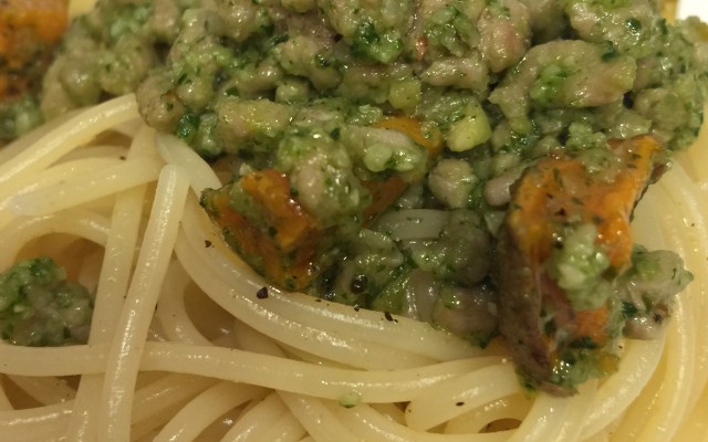 photo of spaghetti pesto