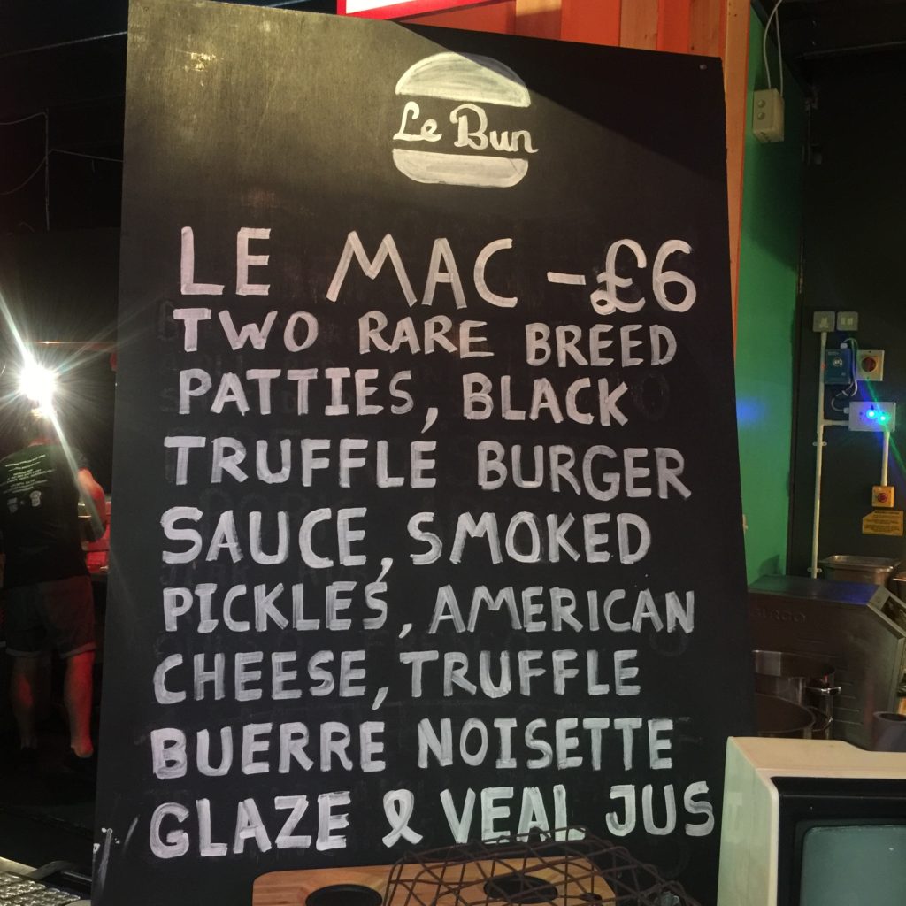 photo of Le Mac burger ingredients
